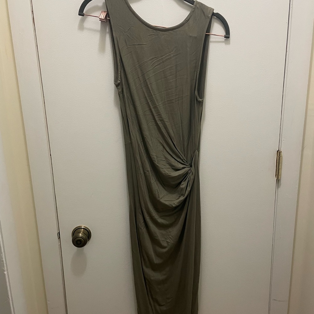 Promesa Olive Maxi Dress